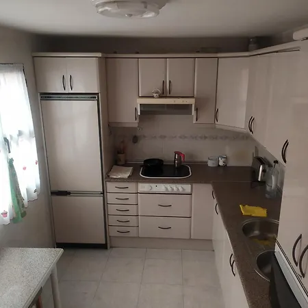 Privada Triple Individual فندق مبيت وإفطار