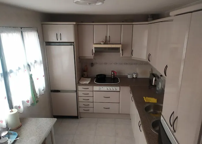 Privada Triple Individual فندق مبيت وإفطار