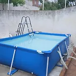 Privada Triple Individual Bed & Breakfast