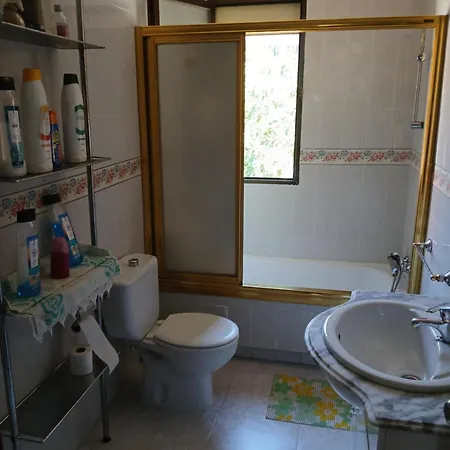 Privada Triple Individual Bed & Breakfast